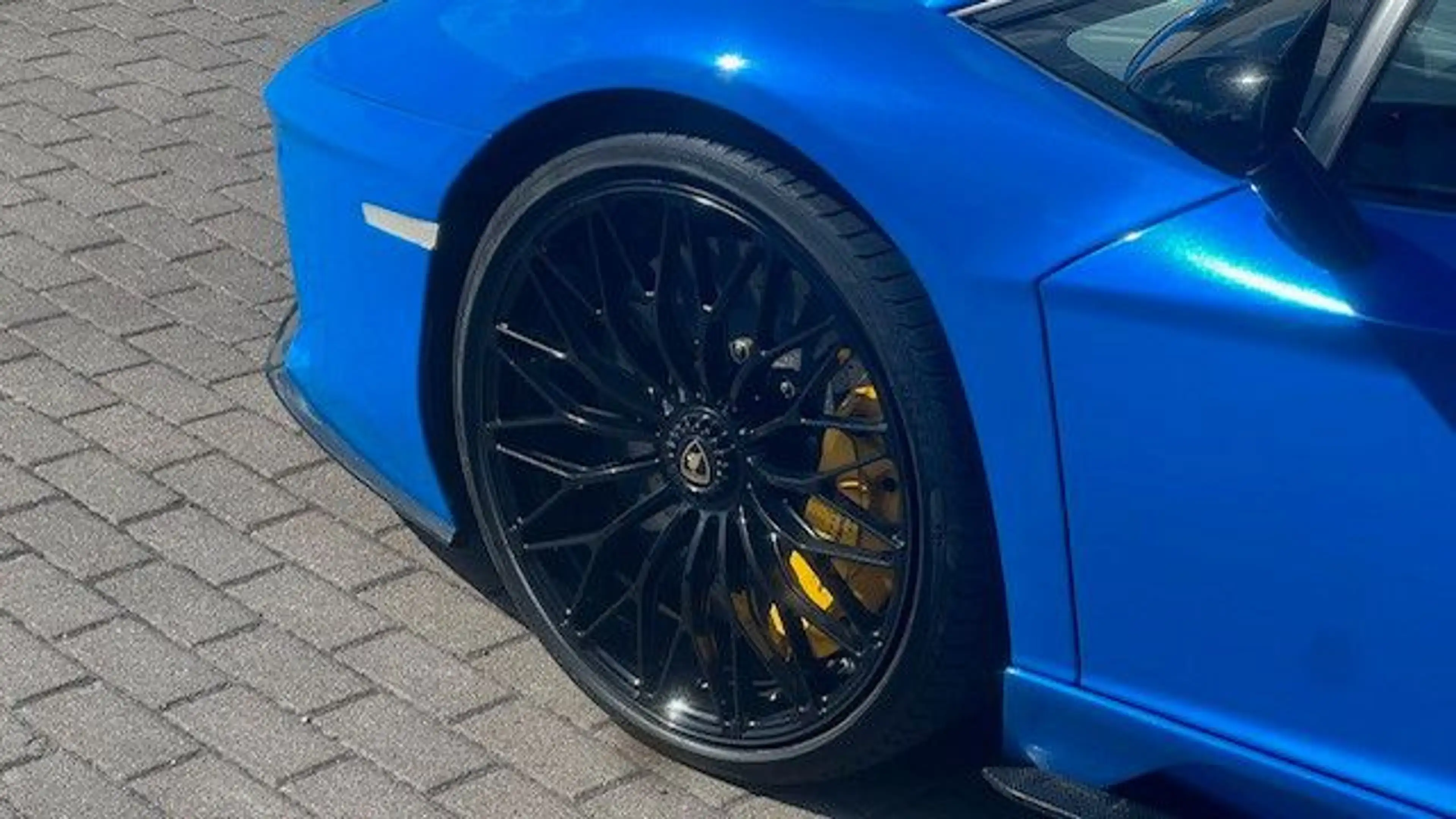 Lamborghini Aventador S VOLL*Carbom*MIETKAUF — photo 4