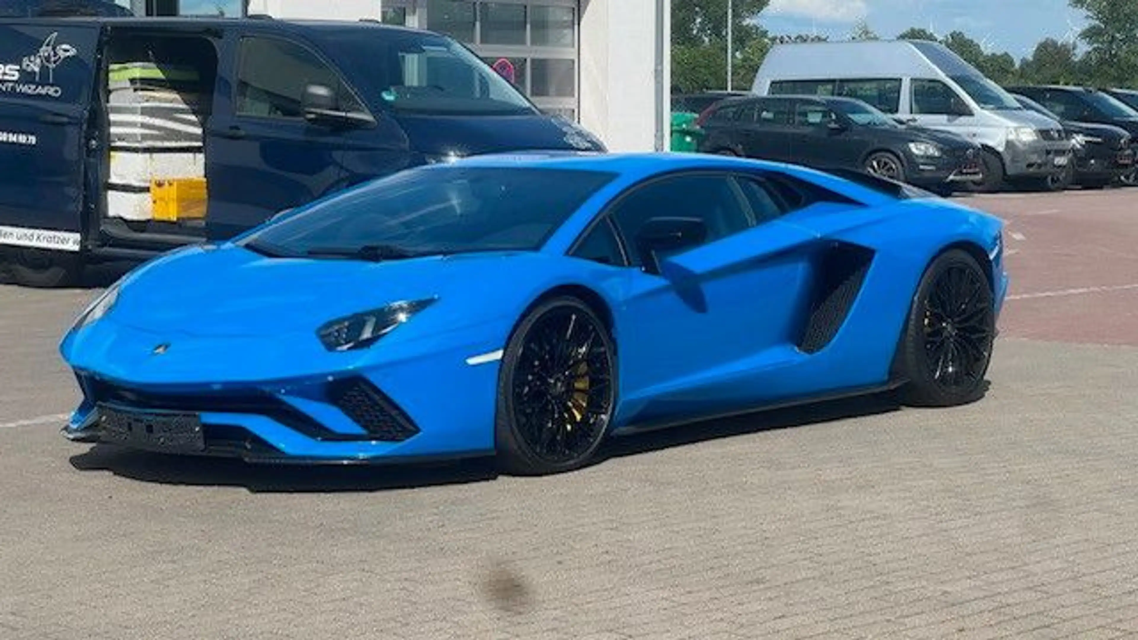 Lamborghini Aventador S VOLL*Carbom*MIETKAUF — photo 14