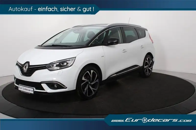 Annonce voiture d'occasion Renault Grand Scenic - CARADIZE