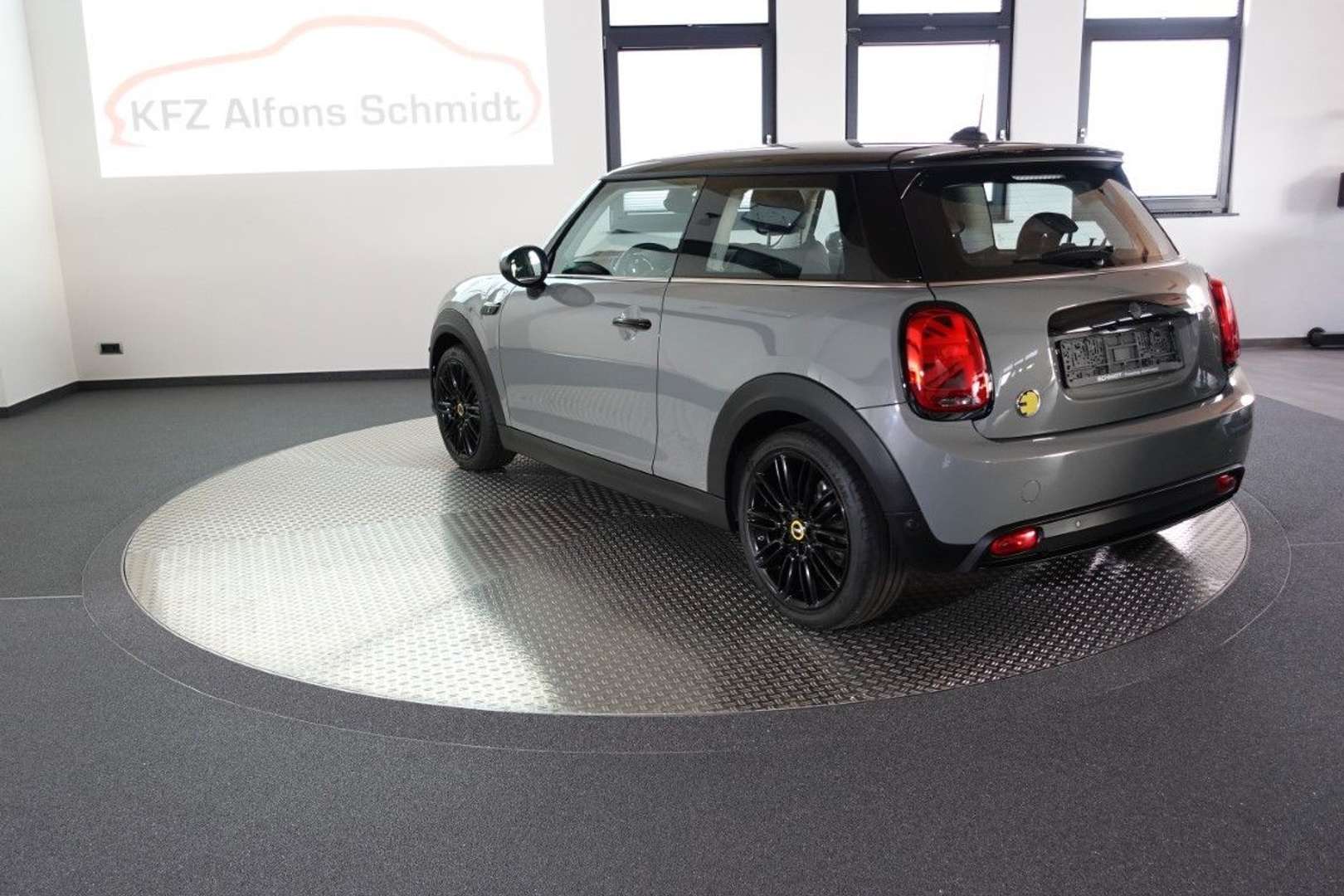 Mini 3 Portes Cooper SE Classic -  - Joinsteer - #2
