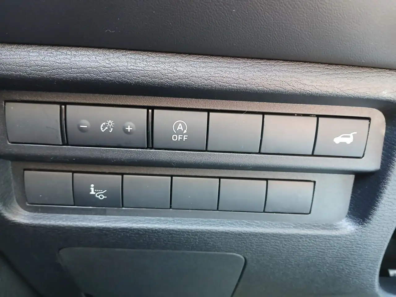 Mitsubishi Outlander снимка Mitsubishi Outlander