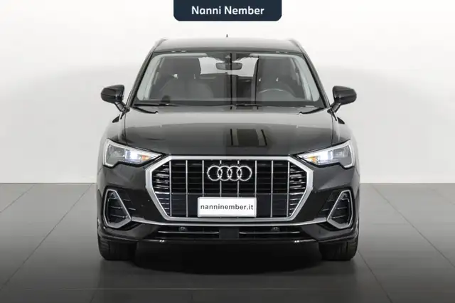 Audi Q3 view 2