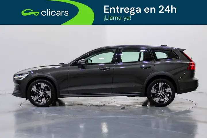 Volvo S60 2022, foto 8