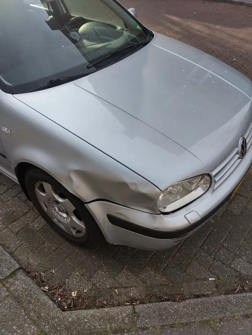 Volkswagen Golf 4 Zilver - 2