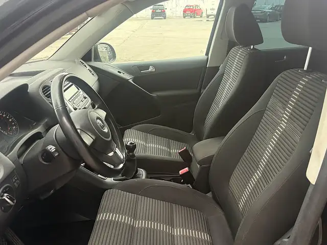 Volkswagen Tiguan view 7