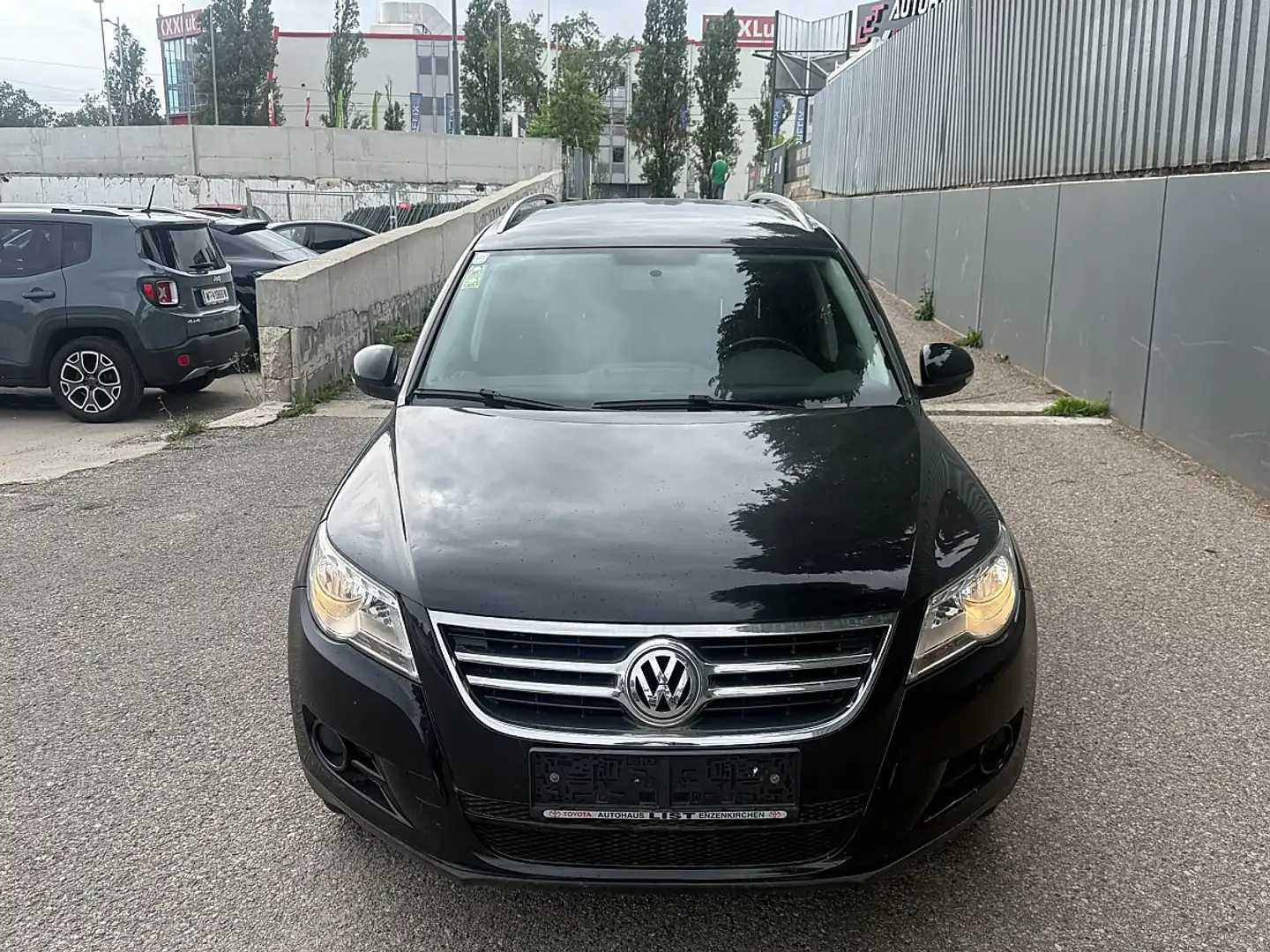 Volkswagen Tiguan 1,4 TSI 2011 Sport&Style BMT |PICKERL BIS 11/20... Schwarz - 2