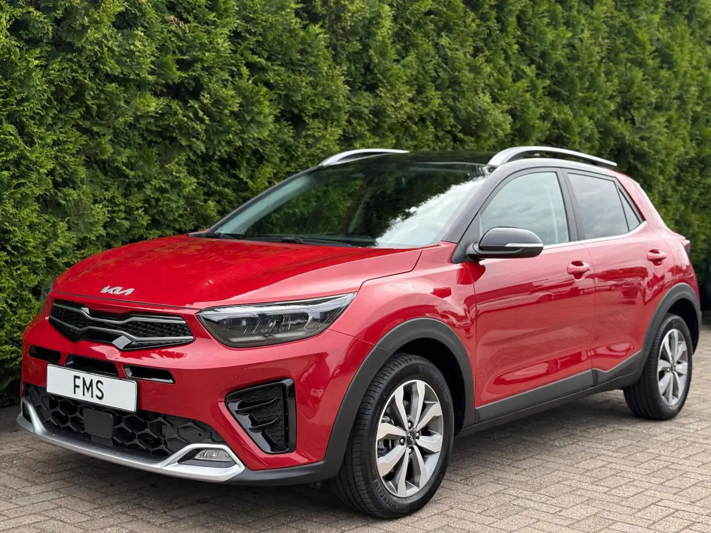 Kia Stonic 1.0 T-GDi MHEV GT-Line CarPlay Camera Червоний - 2