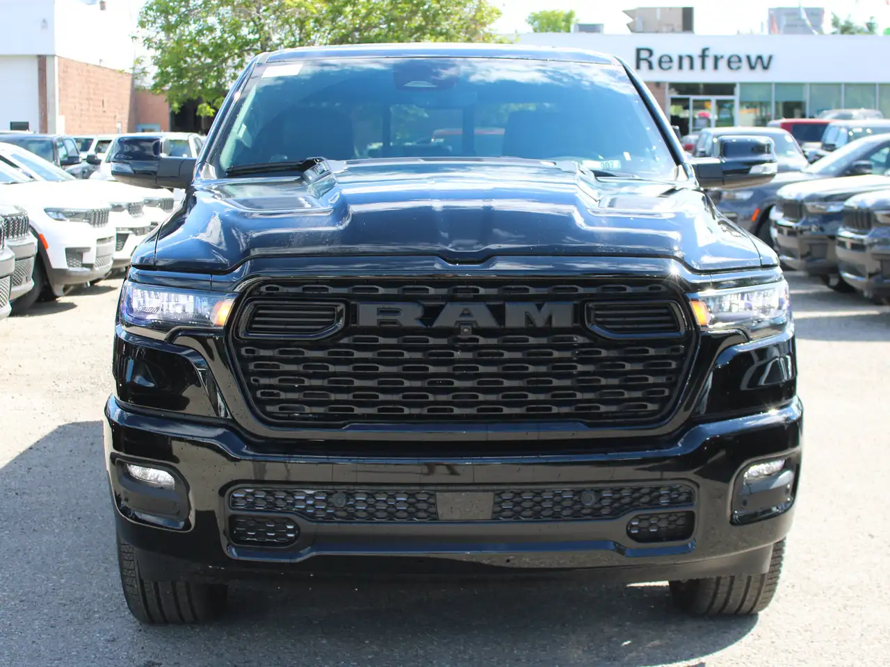 RAM 1500 снимка RAM 1500