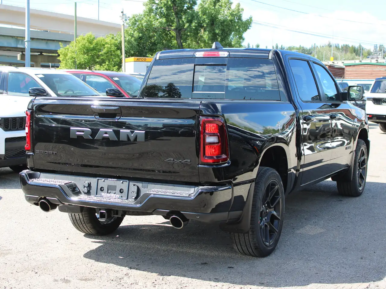 RAM 1500 снимка RAM 1500