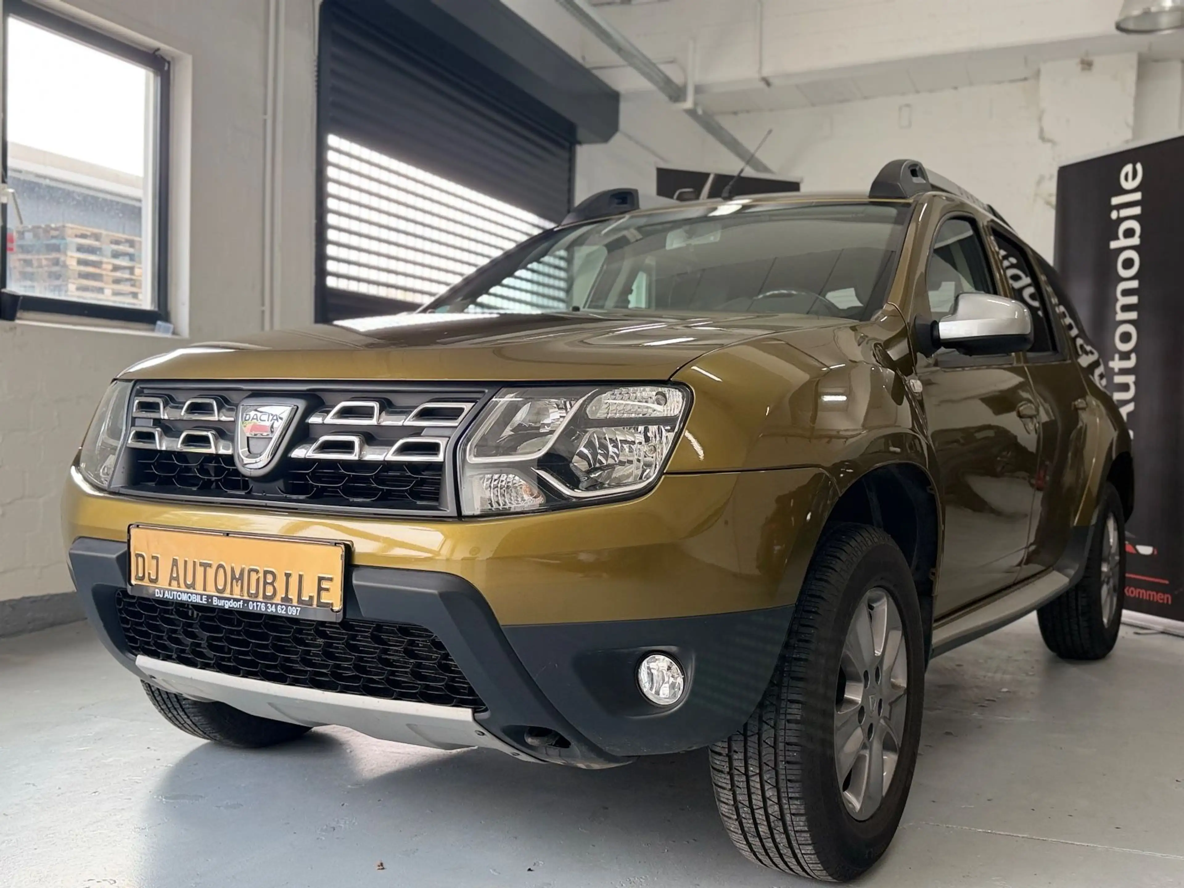 Dacia Duster TCe 125/Navi/Kamera/Leder/AHK — photo 2