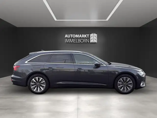Audi A6 view 11