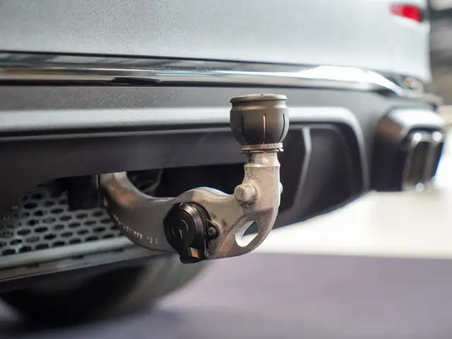 Mercedes-Benz GLC view 17