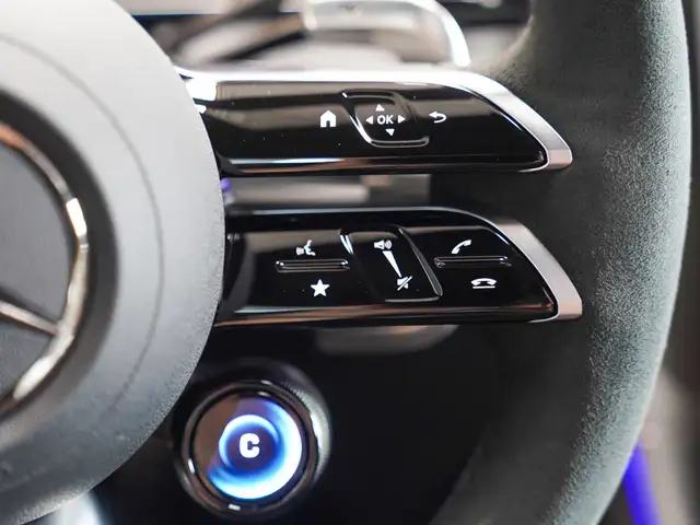 Mercedes-Benz GLC view 22