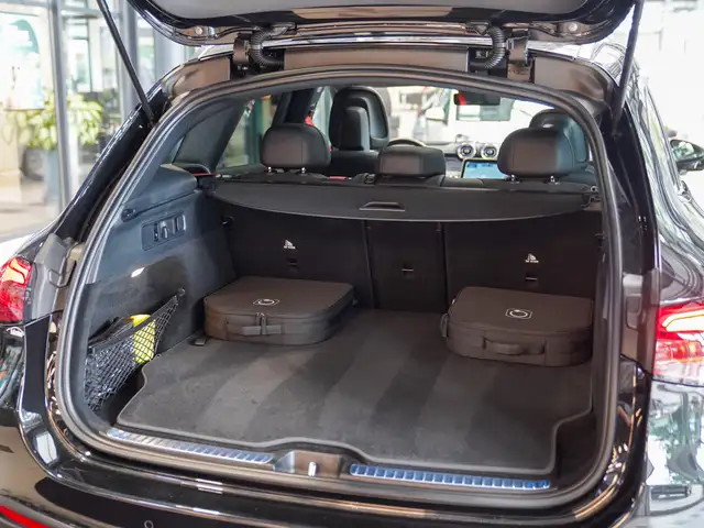 Mercedes-Benz GLC view 15