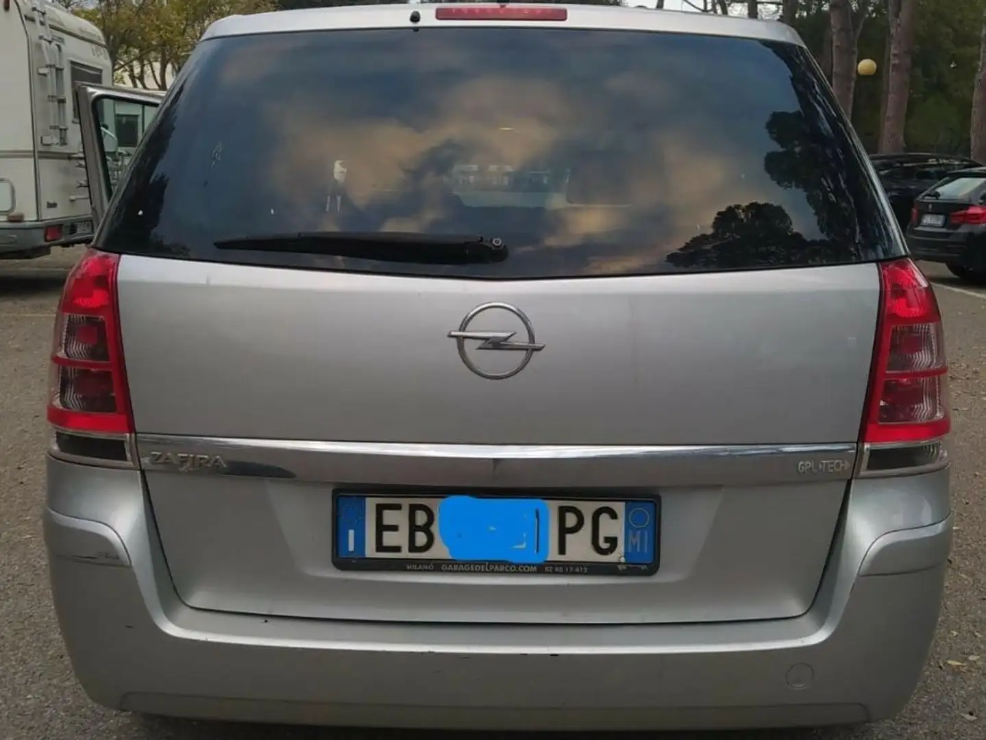 Opel Zafira Zafira 1.8 Cosmo Gpl-tech 140cv Argento - 2