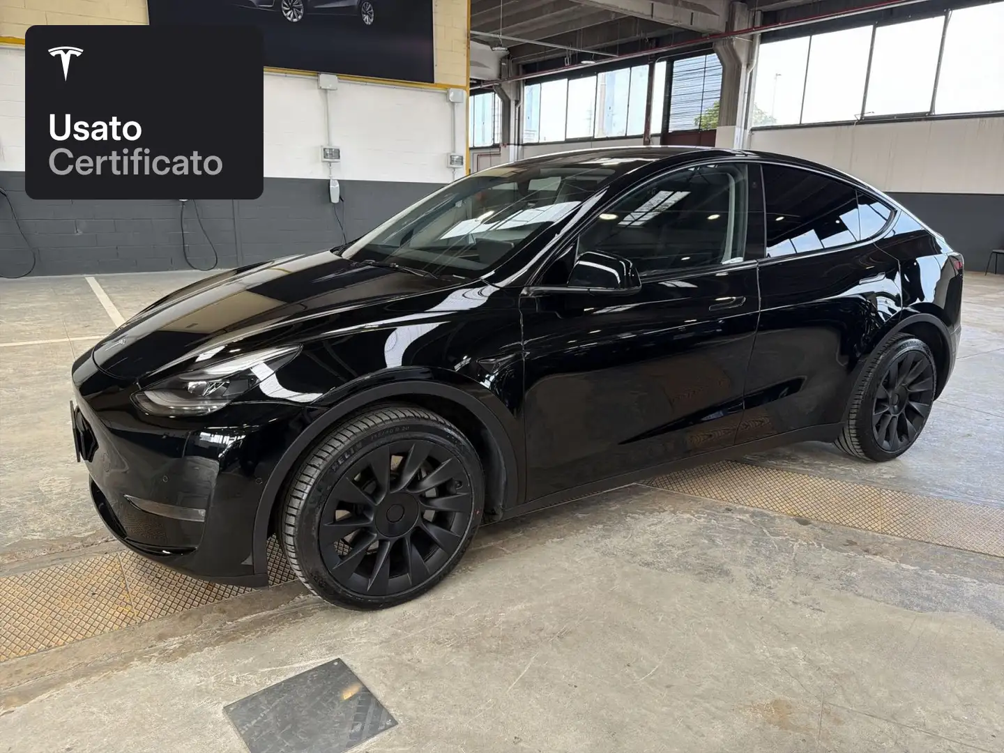 Tesla Model Y Long Range AWD Zwart - 2