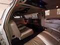 Lincoln Town Car limousine - thumbnail 12
