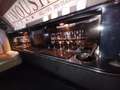 Lincoln Town Car limousine - thumbnail 9