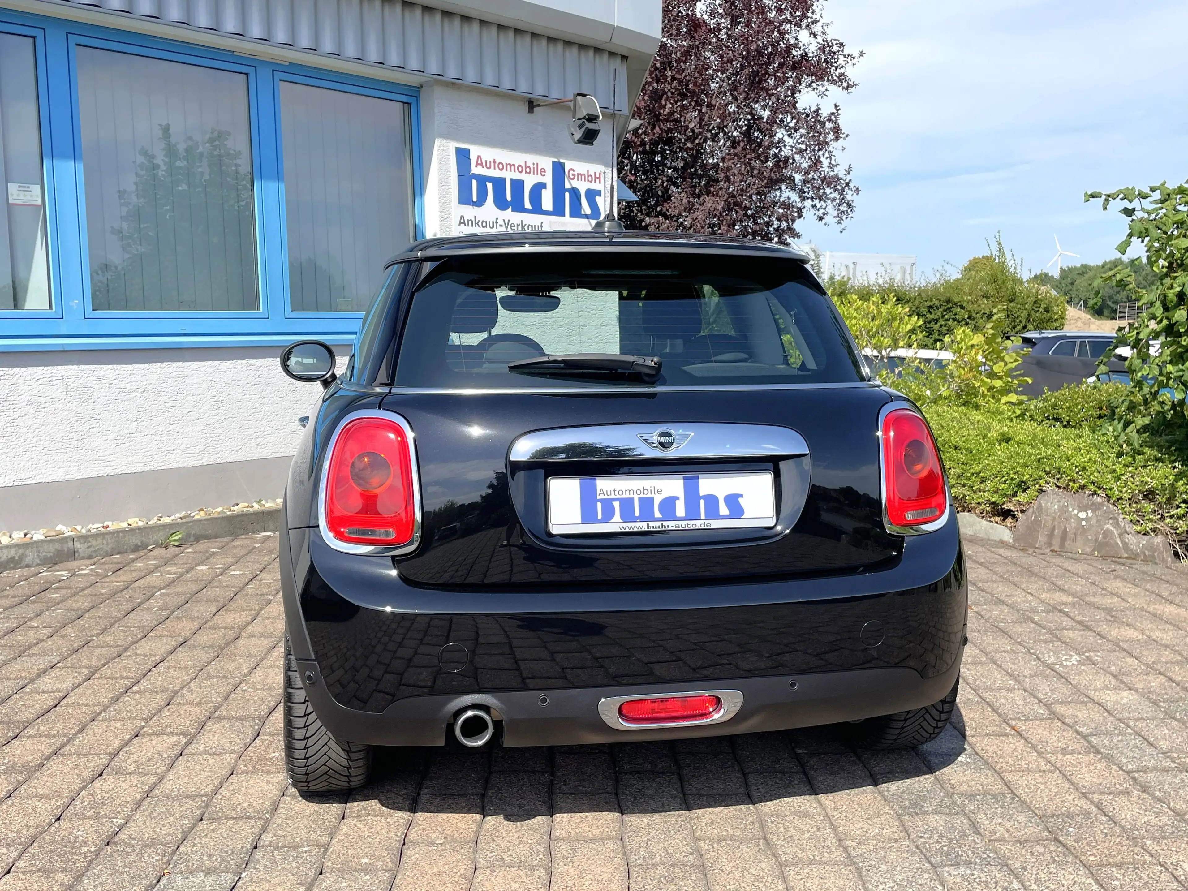 MINI One Automatik Sportsitze Teilleder Navi — photo 11