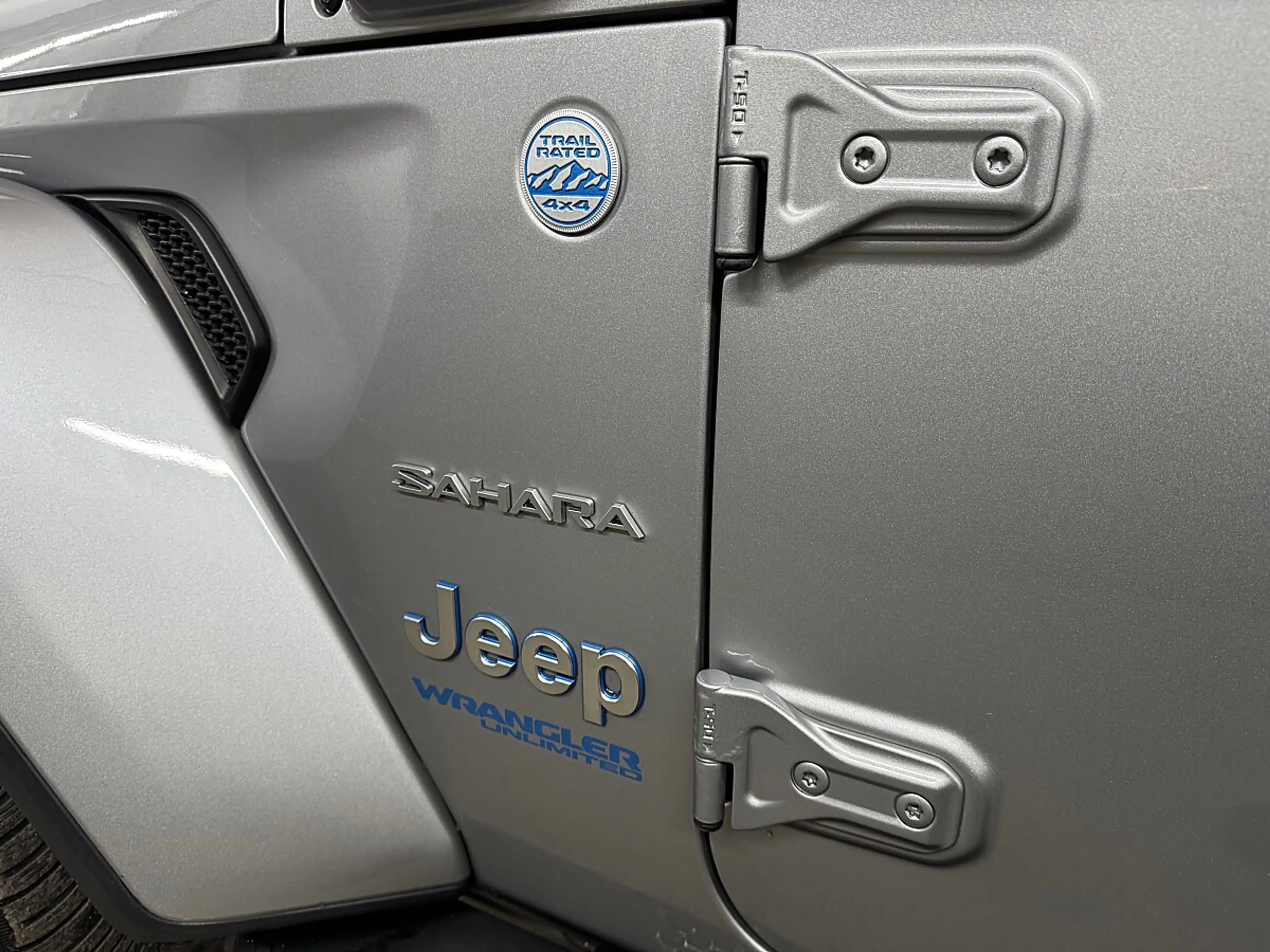Jeep Wrangler Unlimited Sahara 2.0 PHEV 4xe Aut. — photo 9