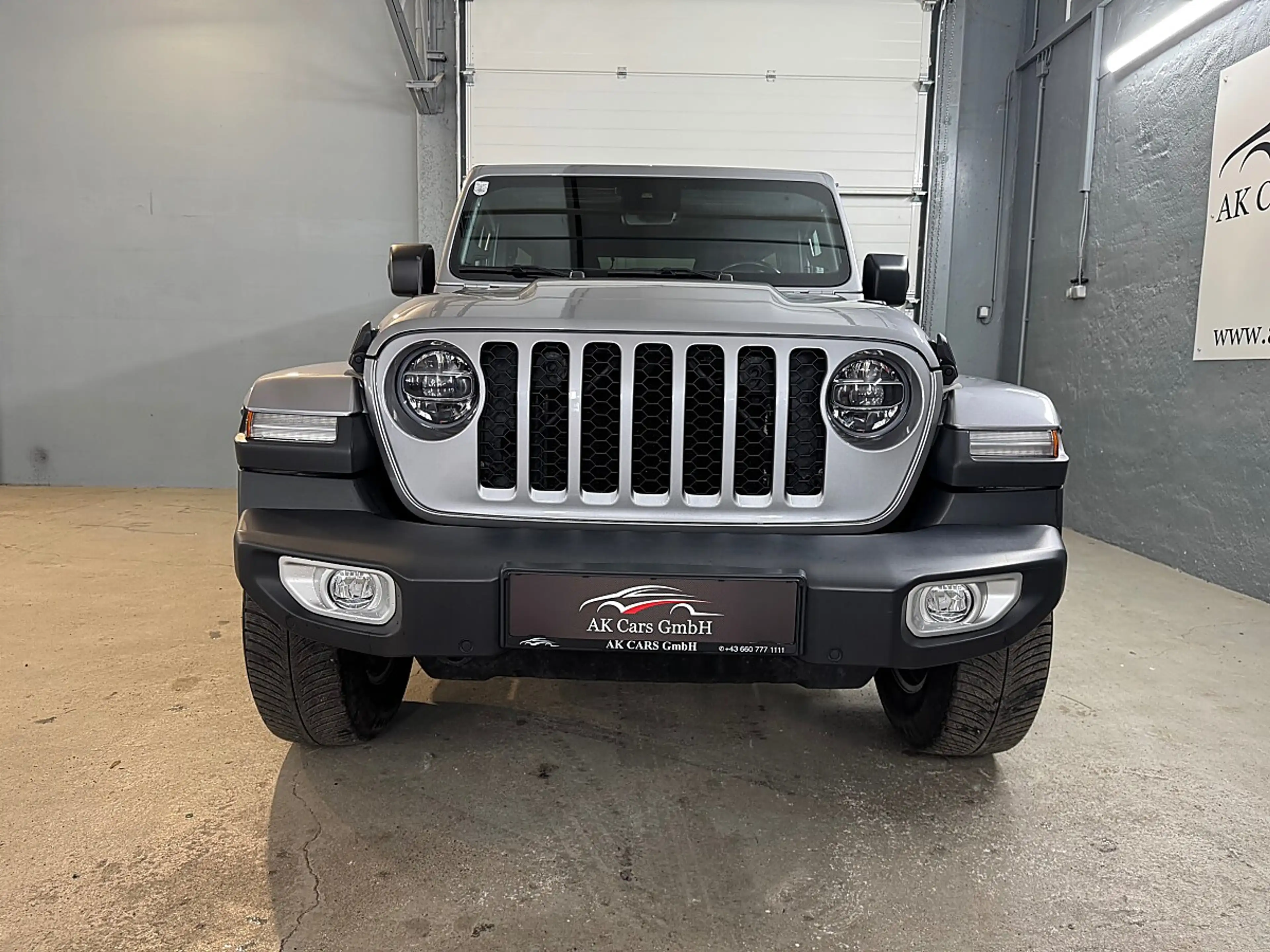 Jeep Wrangler Unlimited Sahara 2.0 PHEV 4xe Aut. — photo 3