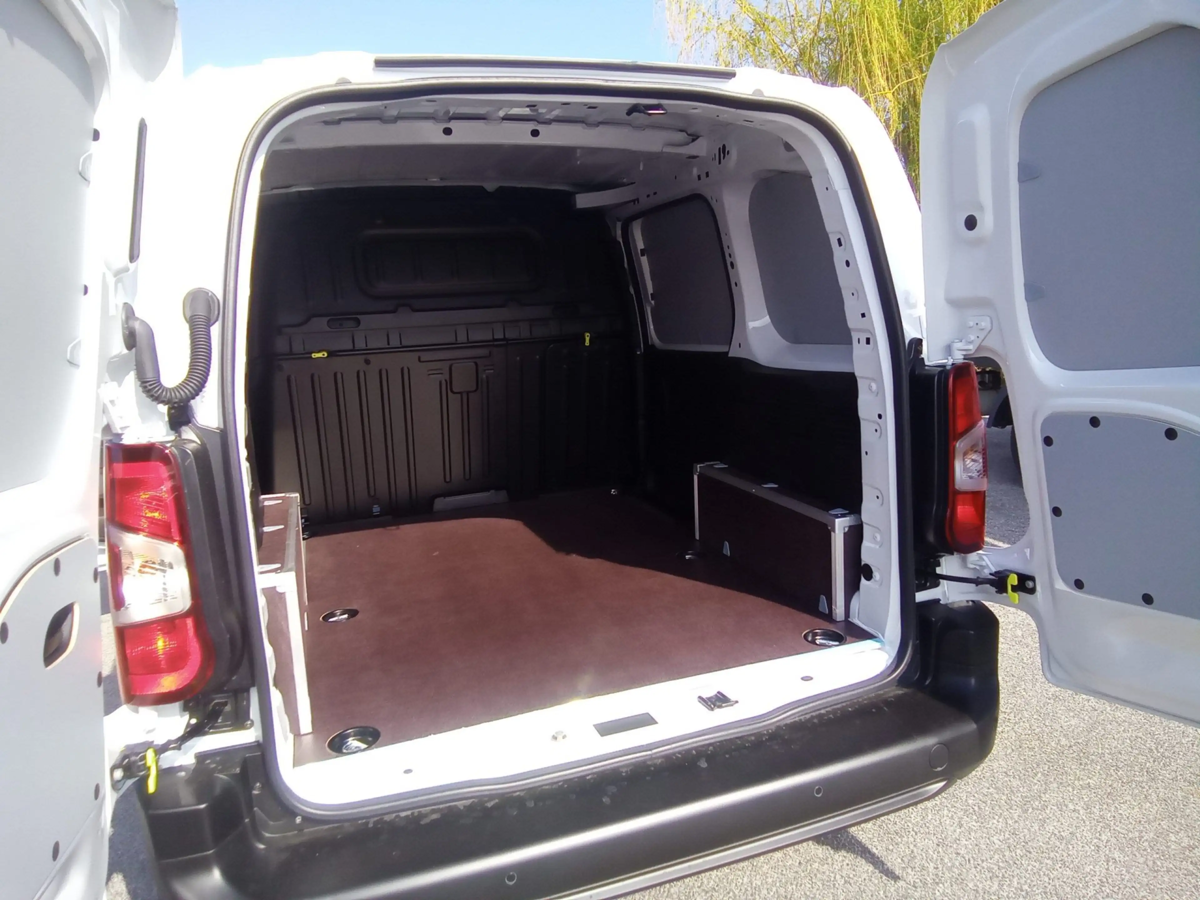 Citroen Berlingo KW M BHDi 100 — photo 15