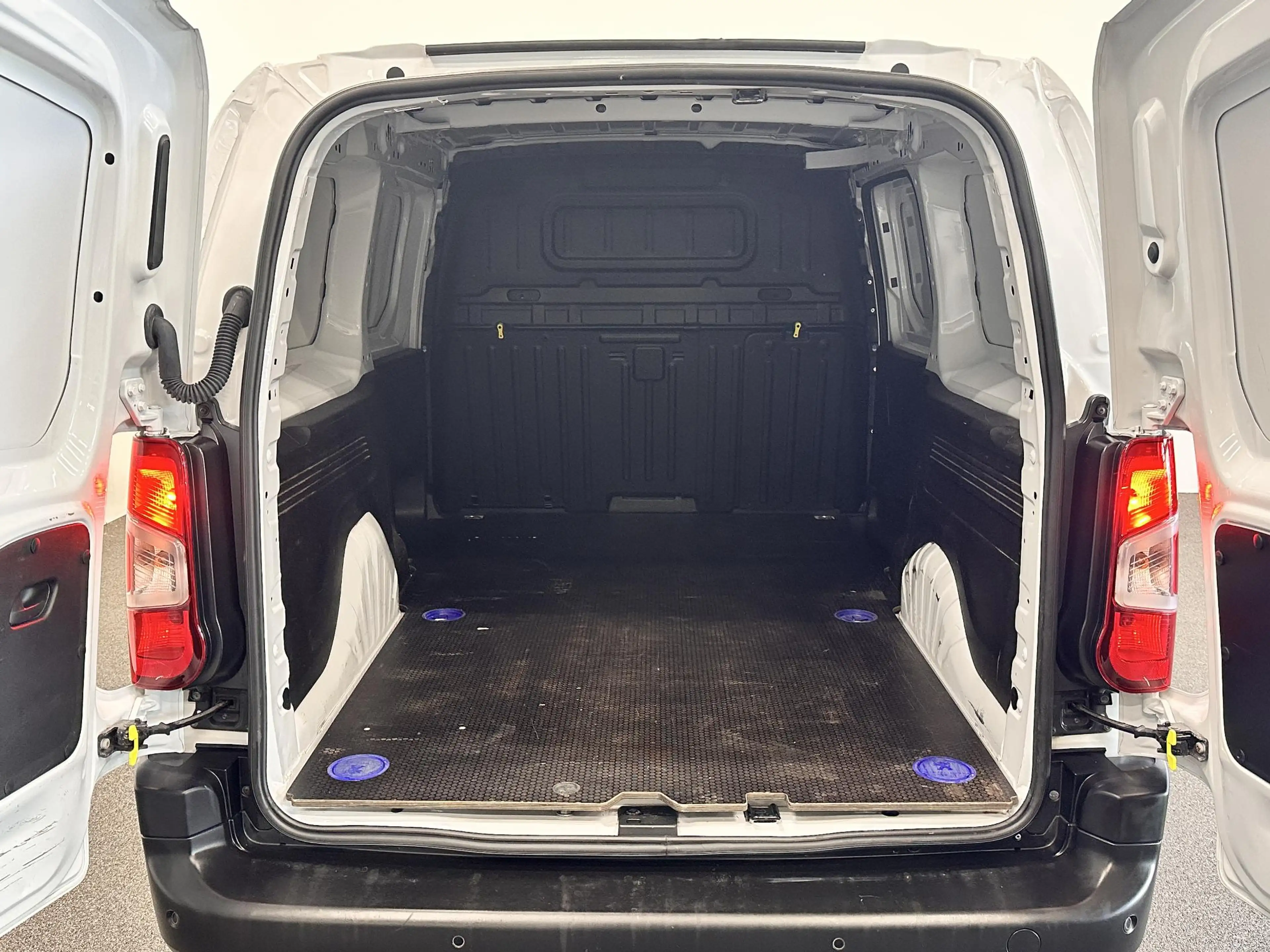 Peugeot Partner 1.5 BlueHDi 100 S&S L2 Navigatie Apple CarPlay And — photo 11