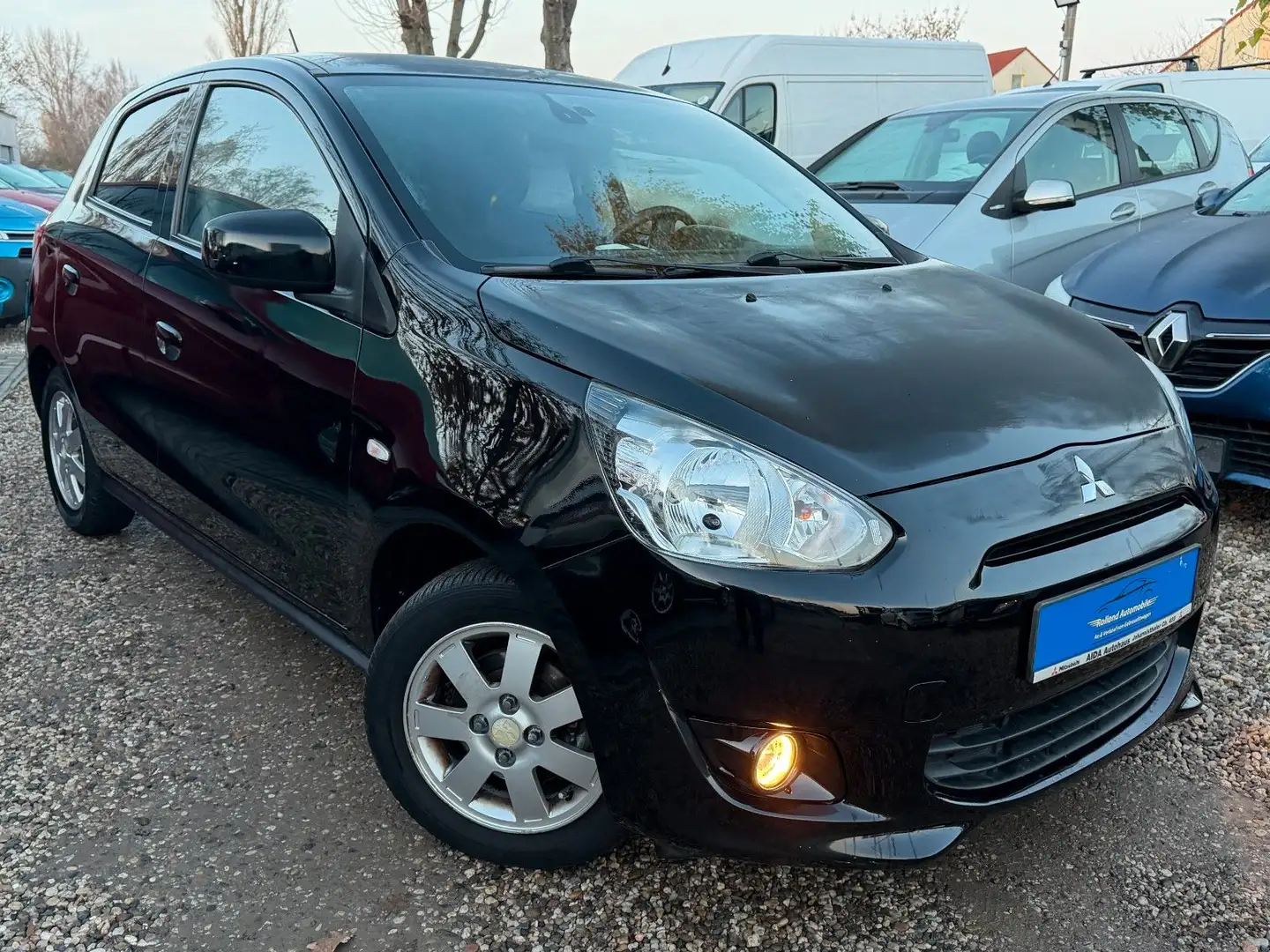 Mitsubishi Space Star Top*1.HD*Aut*Klima*SHZ*TÜV NEU Noir - 1