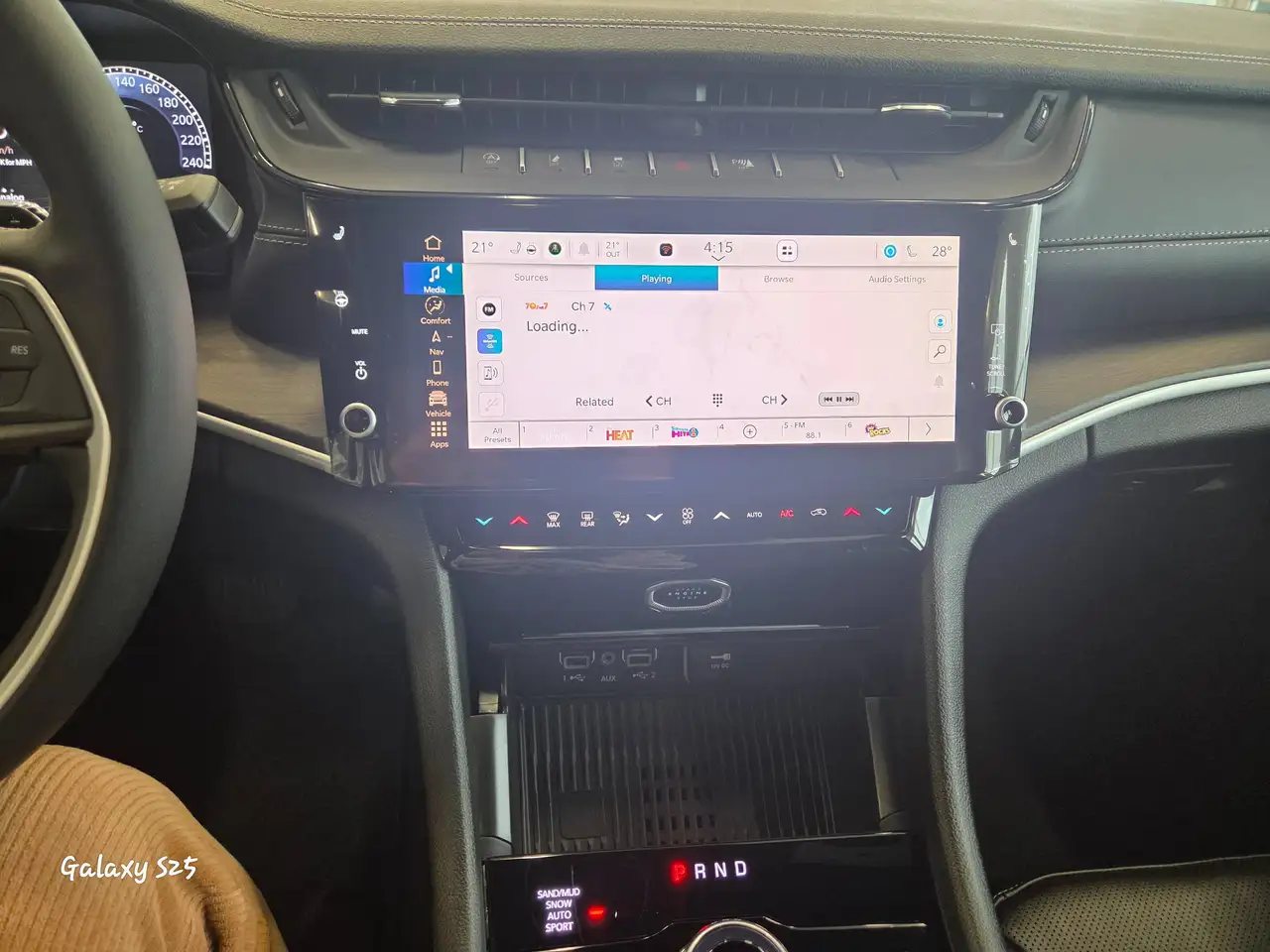 Jeep Grand Cherokee снимка Jeep Grand Cherokee