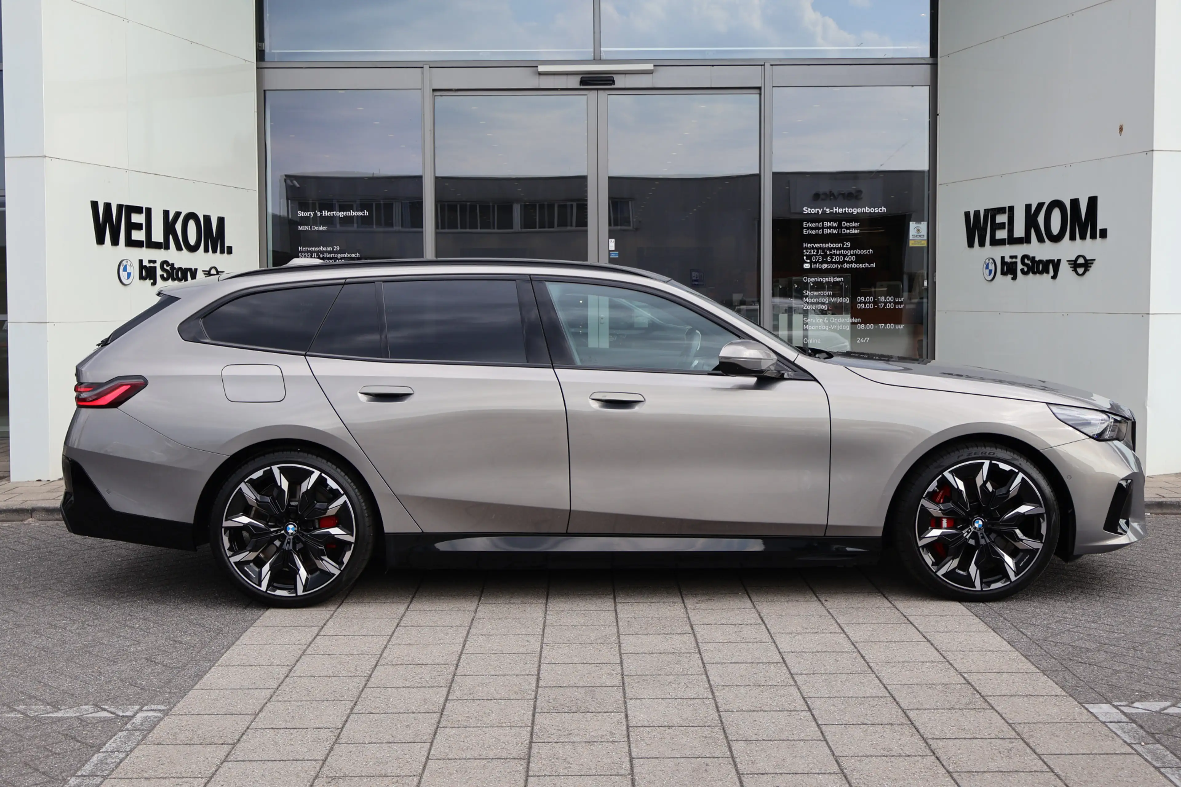 BMW 550 5 Serie Touring 550e xDrive M Sport Automaat / Pan — photo 10