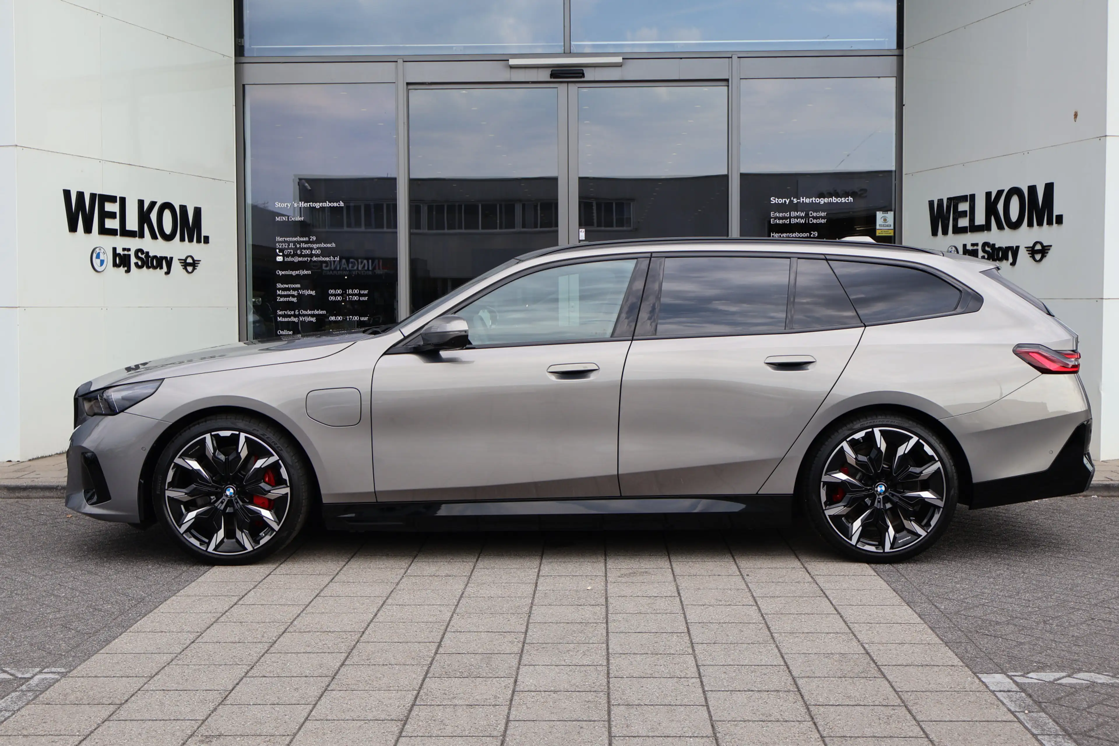 BMW 550 5 Serie Touring 550e xDrive M Sport Automaat / Pan — photo 7
