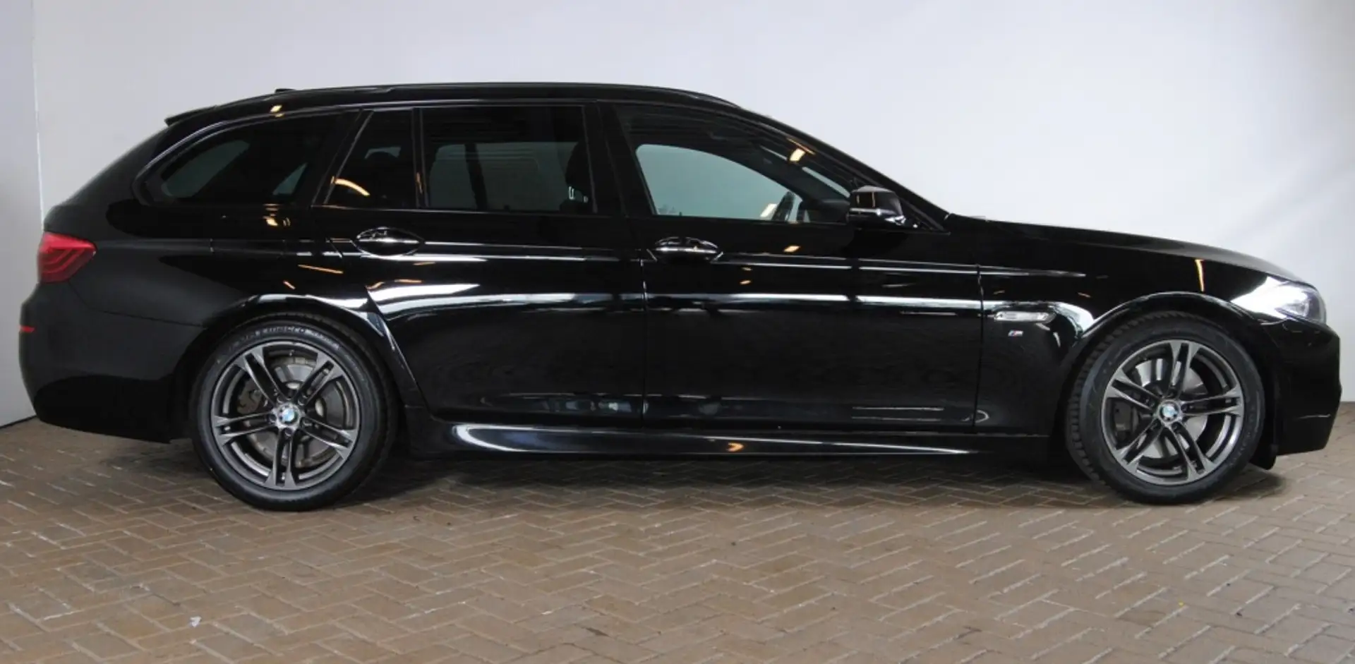 BMW 525 5-serie Touring 525d M Sport Ed. Negro - 2