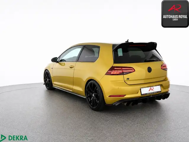 Volkswagen Golf view 3