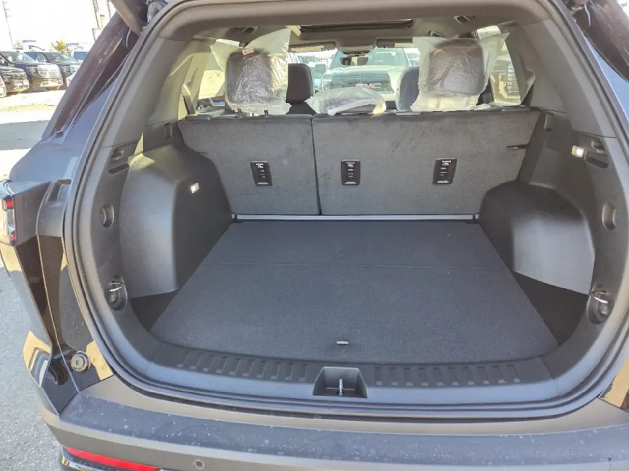 Chevrolet Equinox photo Chevrolet Equinox