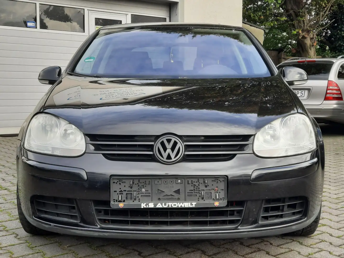 Volkswagen Golf 2.0 FSI Sportline Leder,Navi,SD,Klima TÜV neu!! Schwarz - 2