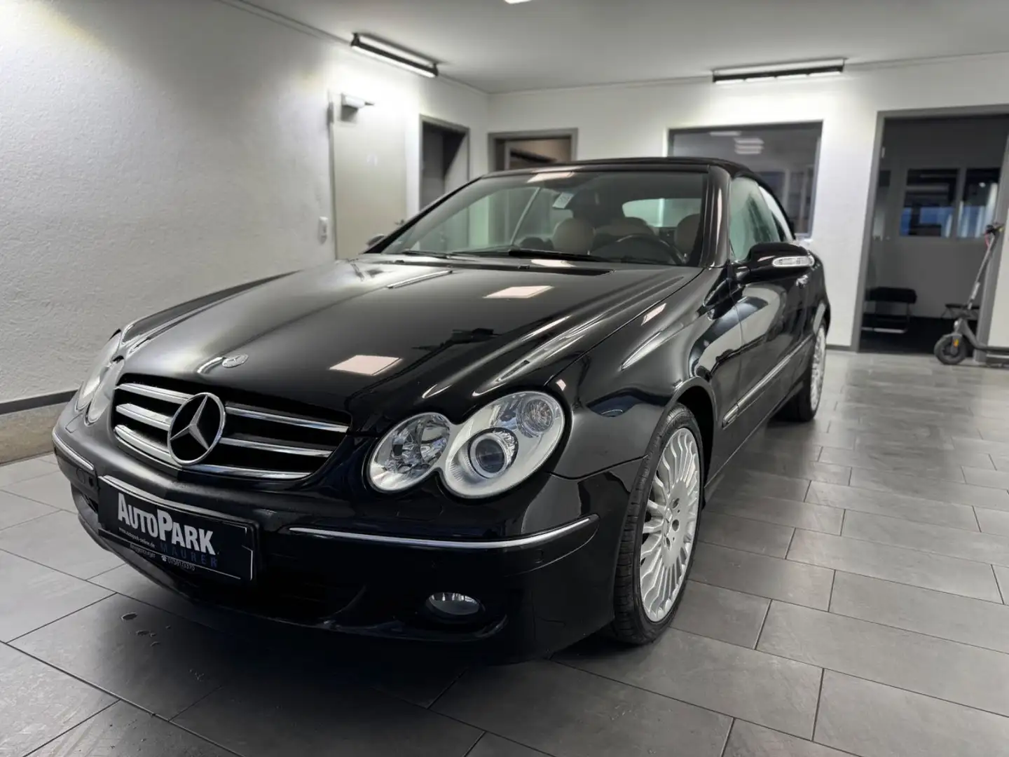 Mercedes-Benz CLK 280 Cabrio CLK 280 AMG Sportpaket*Leder*Sitzheizung Schwarz - 2