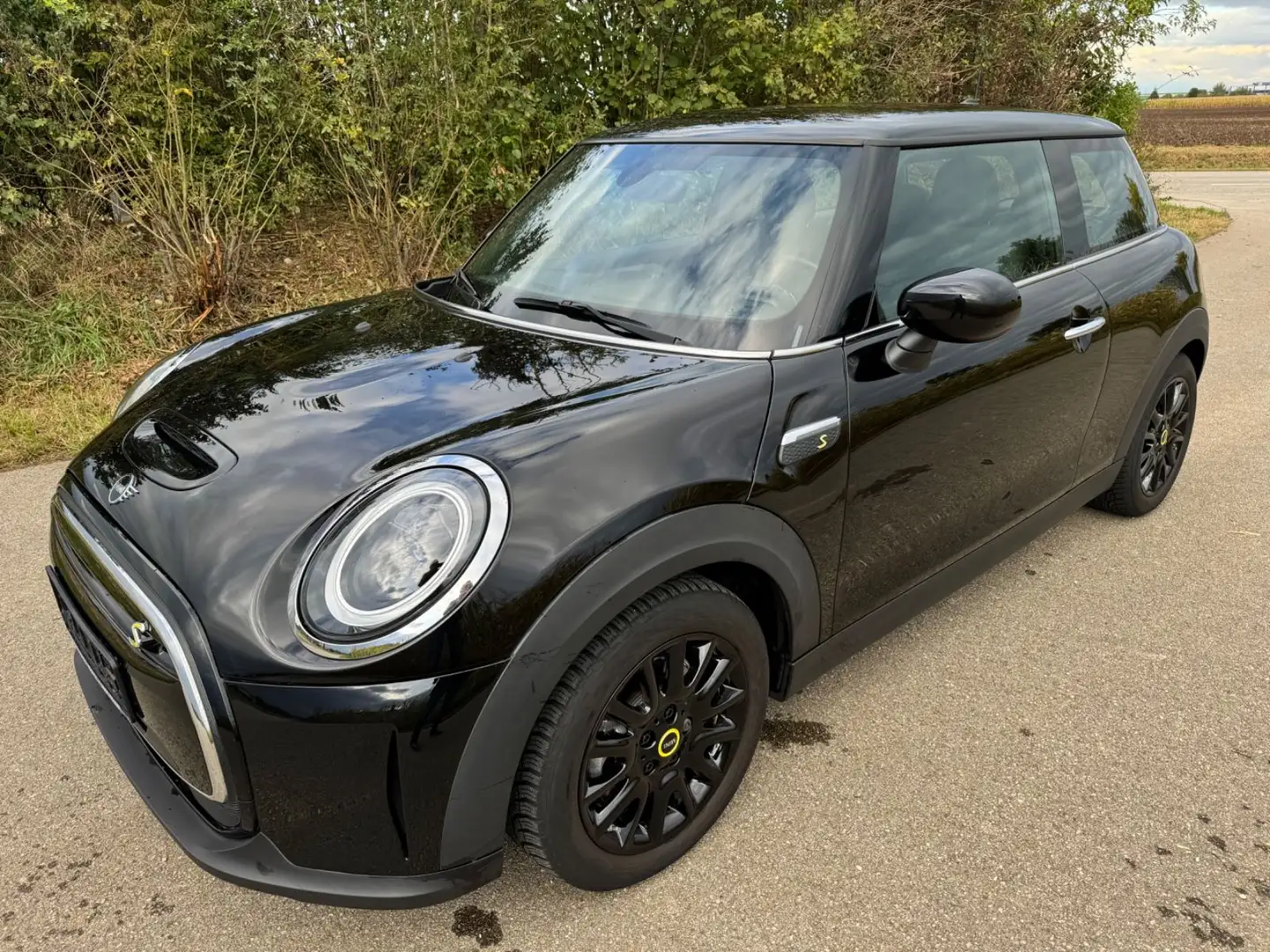 MINI Cooper SE Mini 3-trg. Cooper SE Classic Trim,DAB,Wärmepum Schwarz - 2