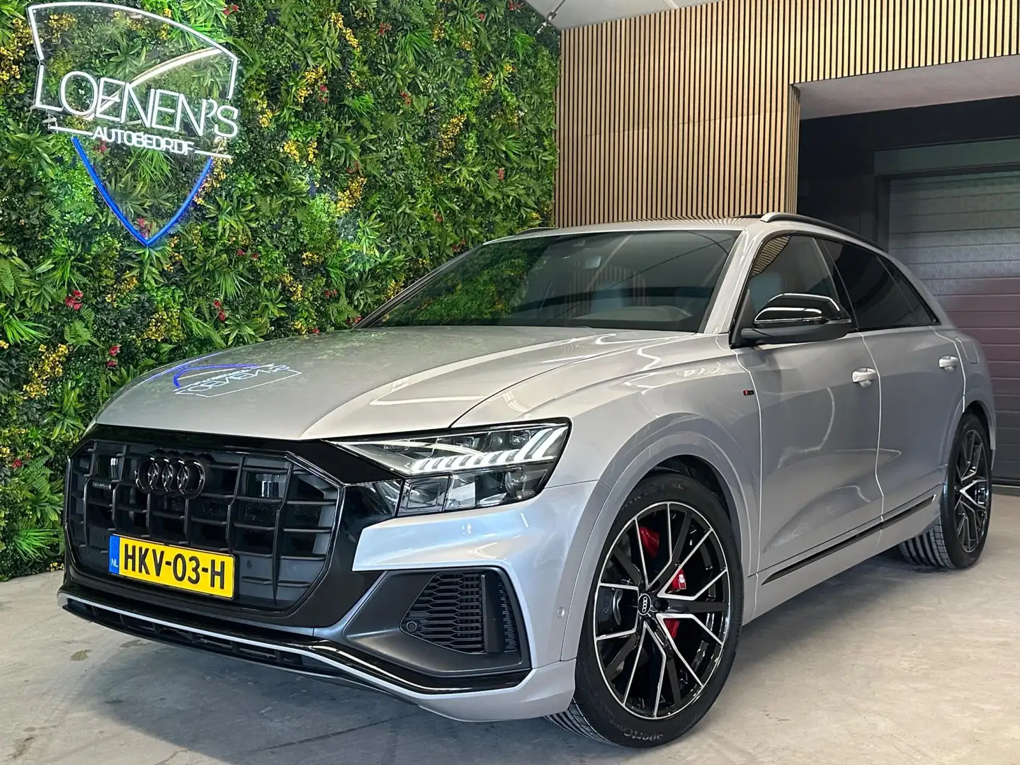 Audi Q8 55 TFSI e quattro Pro Line S / Pano / ACC / Trekha Gris - 1