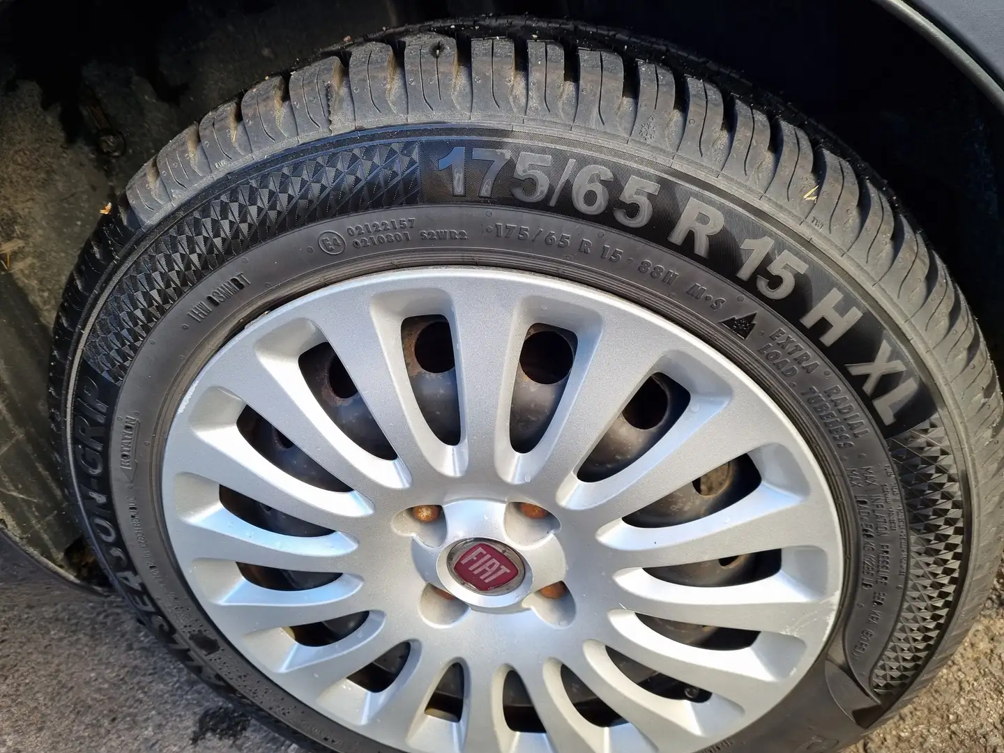 Fiat Punto Evo Punto Evo 1,4 75 S S Grau - 2
