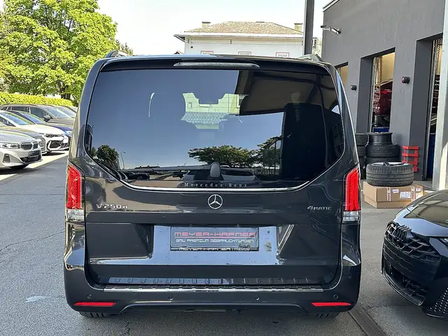 Mercedes-Benz V 250 d Kombi lang 4Matic AMG-Line Aut. Ansicht 8