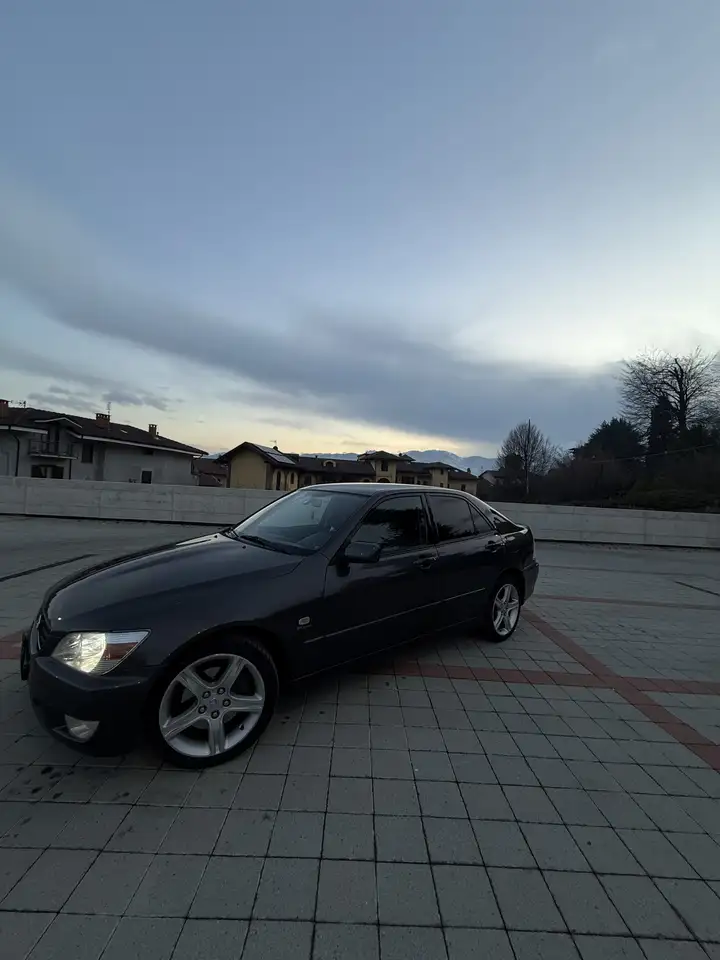 Lexus IS 200 2.0 c/pelle, foto 6