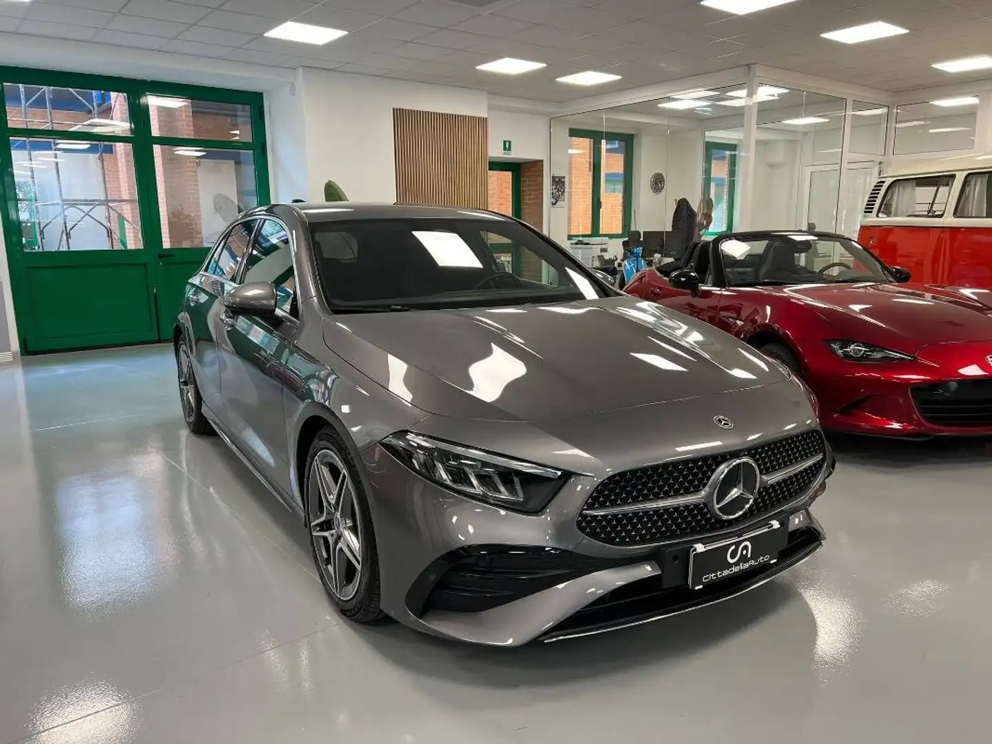 Mercedes-Benz A 180 180 d AMG Line Advanced Plus auto - 1