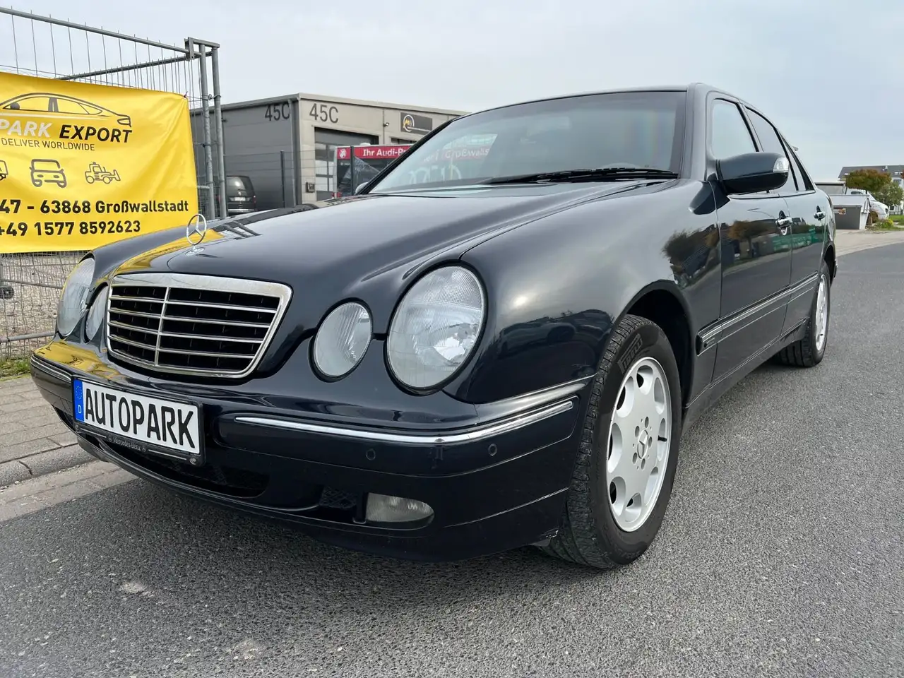 Mercedes-Benz E 430 WERKSPANZER/B4+/ARMOURED/ARMORED/GEPANZERT, foto 2