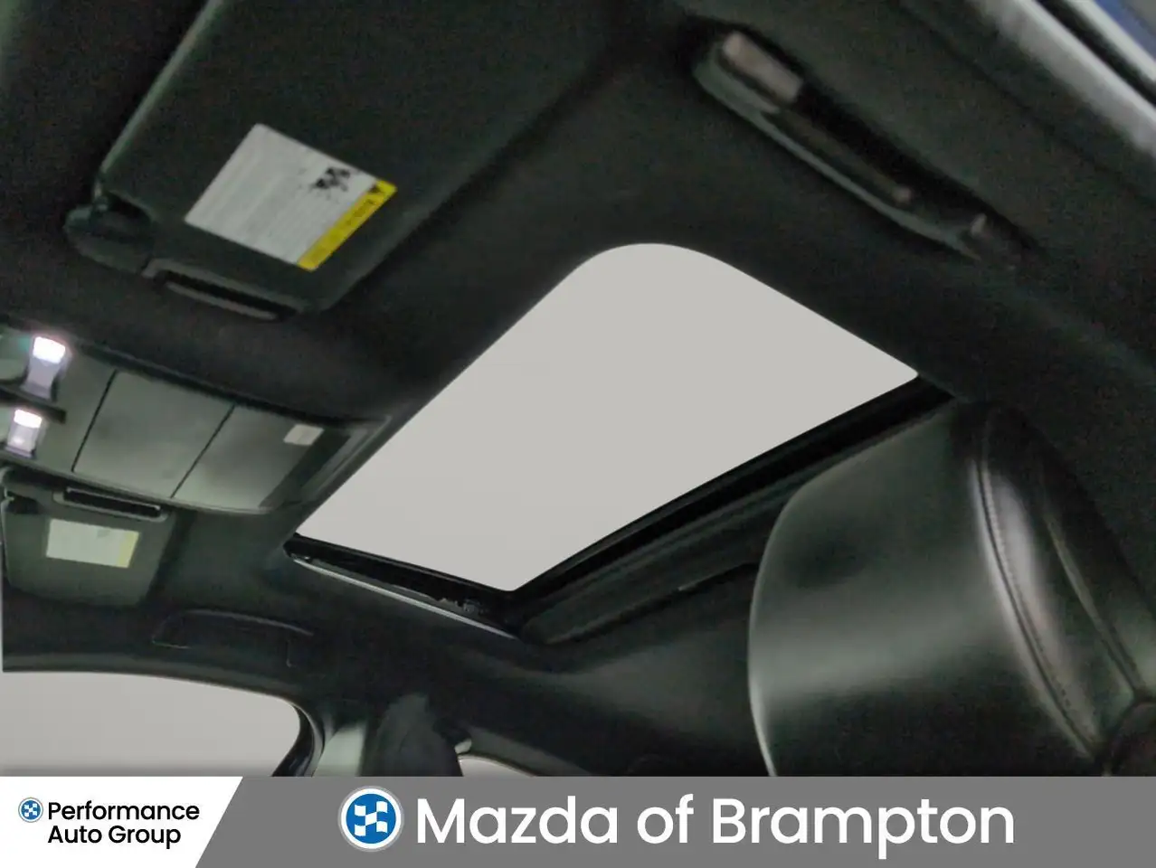 Mazda 3 снимка Mazda 3