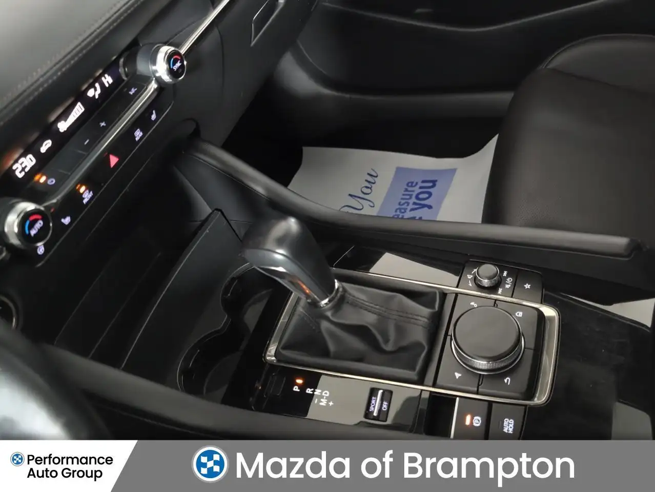 Mazda 3 снимка Mazda 3