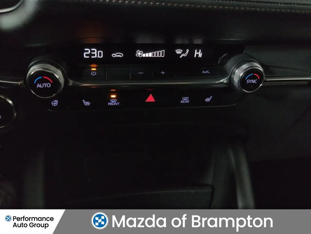 Mazda 3 снимка Mazda 3