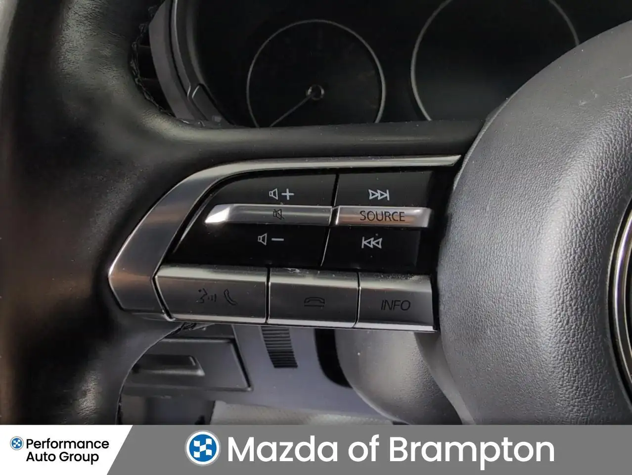 Mazda 3 снимка Mazda 3