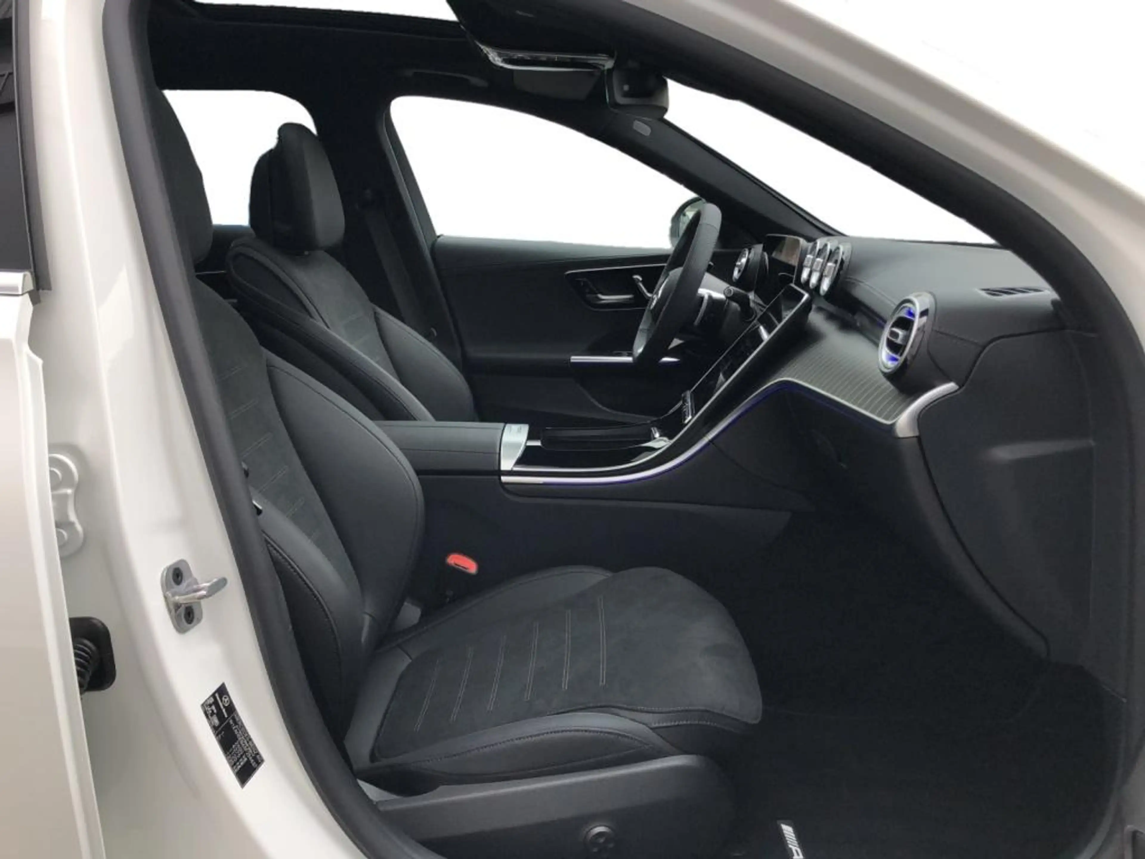 Mercedes-Benz C 220 d T-Modell AMG+ILS+MBUX+AHK+Pano+SHD+Wide — photo 4