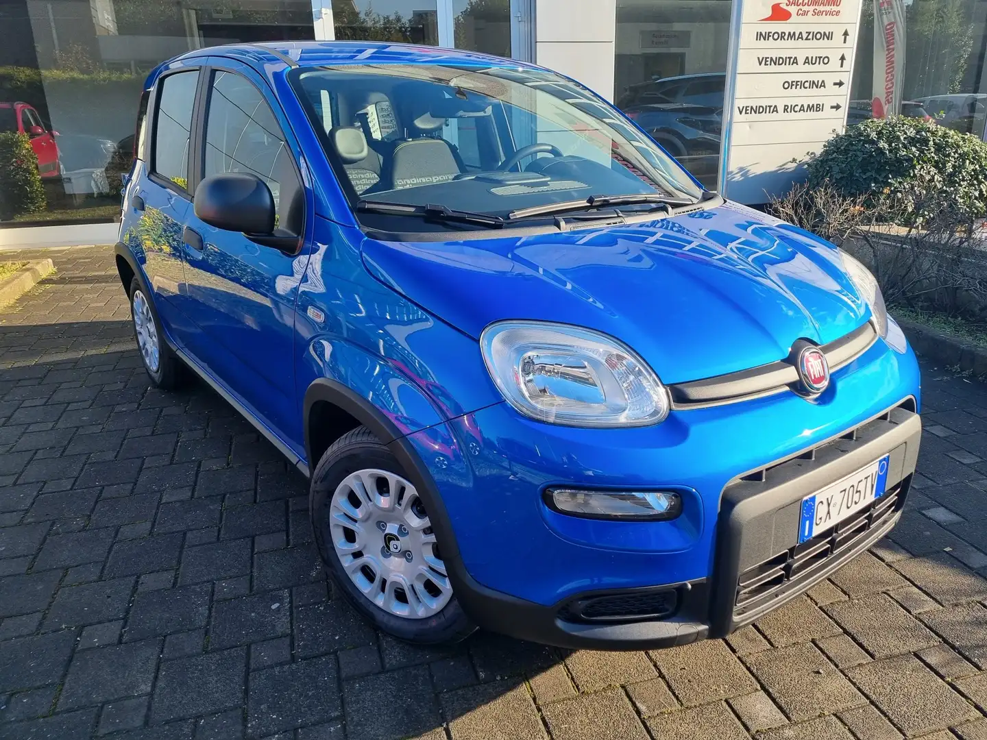 Fiat Panda NUOVA PANDINA 1.0 HYBRID PACK CITY Blau - 1