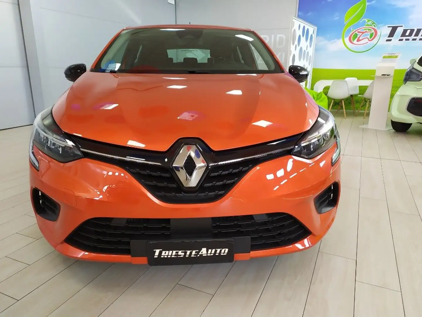 Renault Clio TCe 90 CV 5 porte Equilibre Arancione - 2